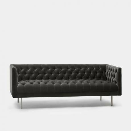 Sofá Chesterfield moderno West Elm