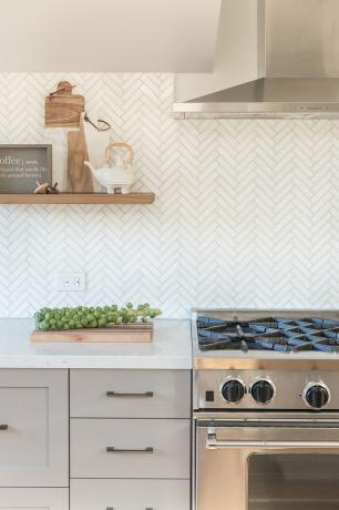 backsplash chevron