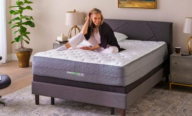 GhostBed Luxe, 1 624 dollaria